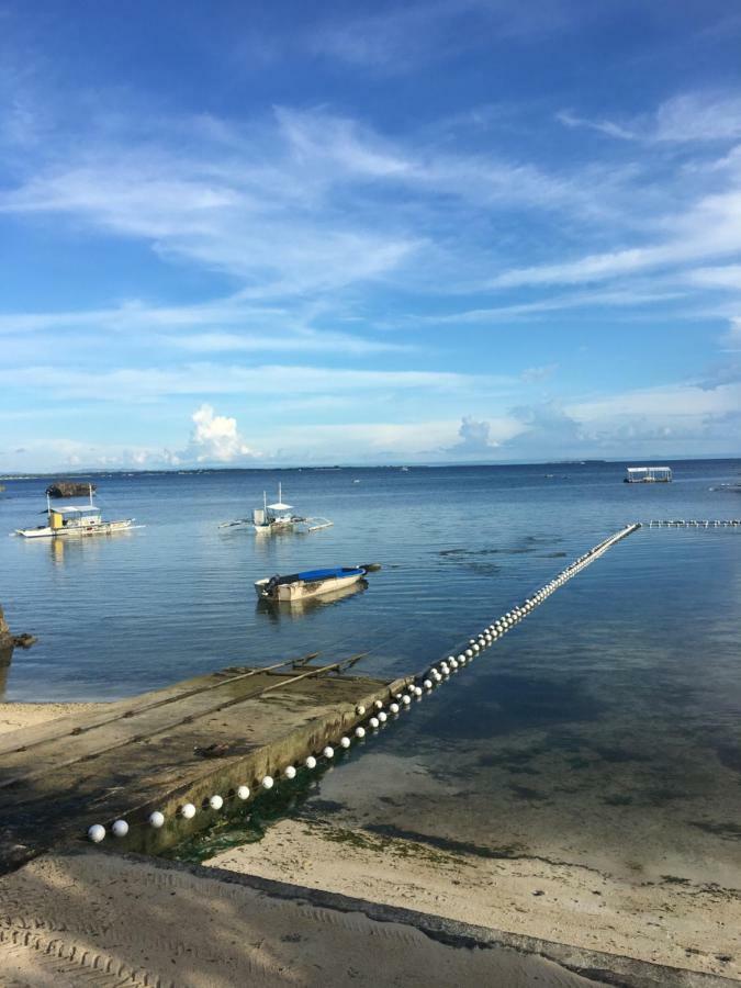 Joyful Island Hostel Lapu-Lapu City Buitenkant foto