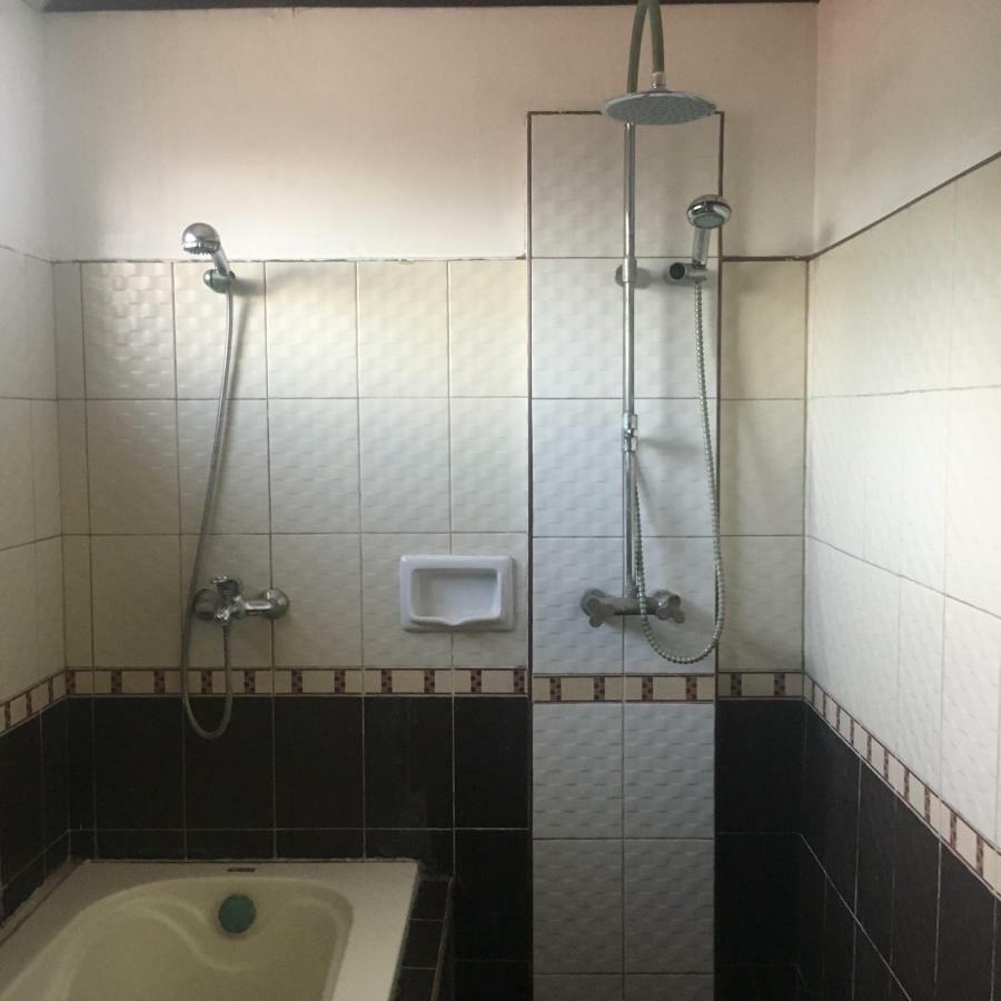Joyful Island Hostel Lapu-Lapu City Buitenkant foto