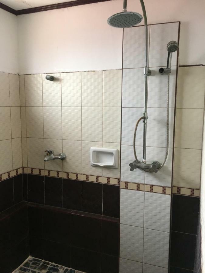 Joyful Island Hostel Lapu-Lapu City Buitenkant foto