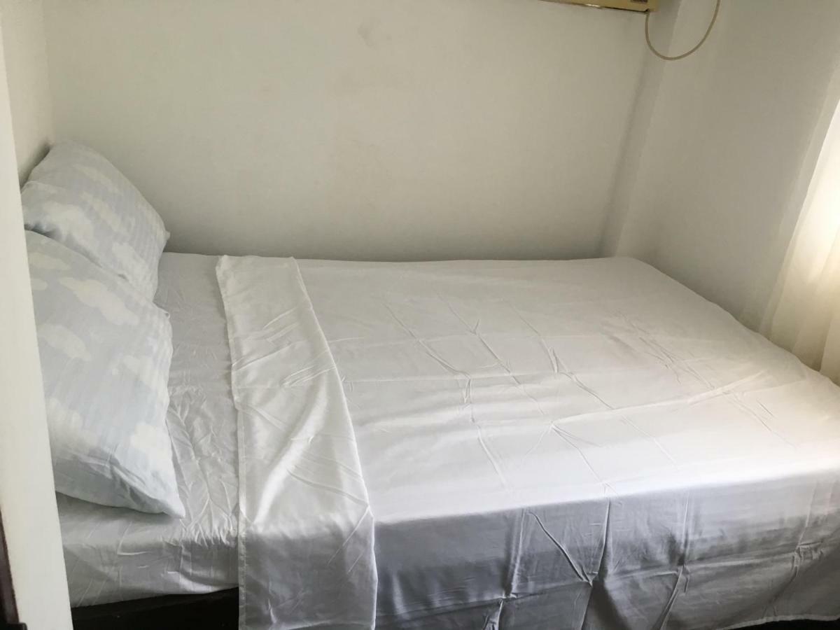 Joyful Island Hostel Lapu-Lapu City Buitenkant foto